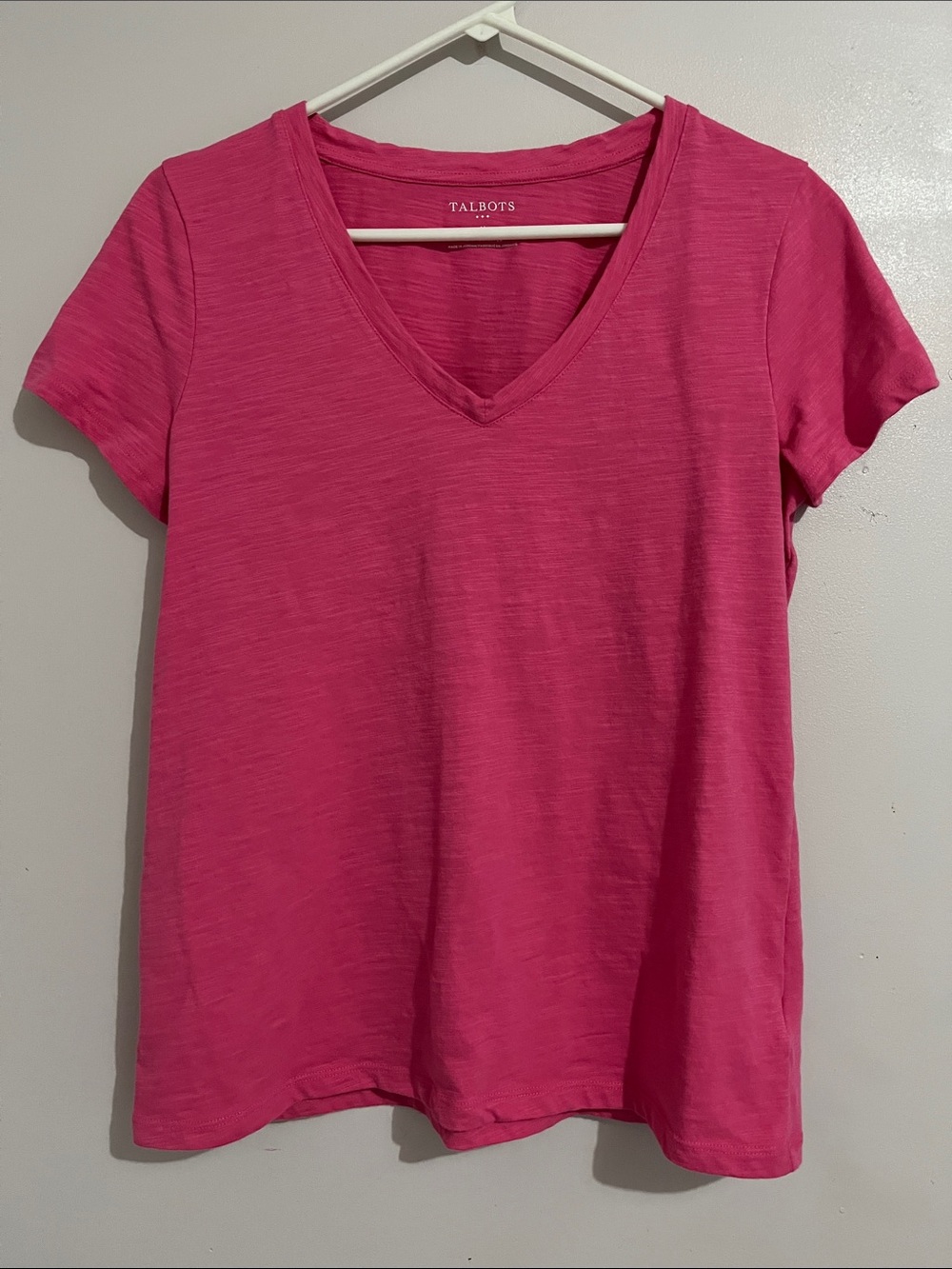 Talbots Hot Pink V-Neck Short Sleeve Tee medium